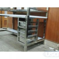 Banco inox con cassettiera