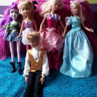 barbie type doll bundle