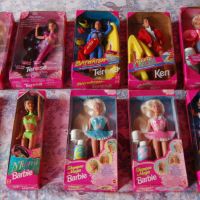 LOT DE 10 POUPES BARBIE EN BOTE 199596